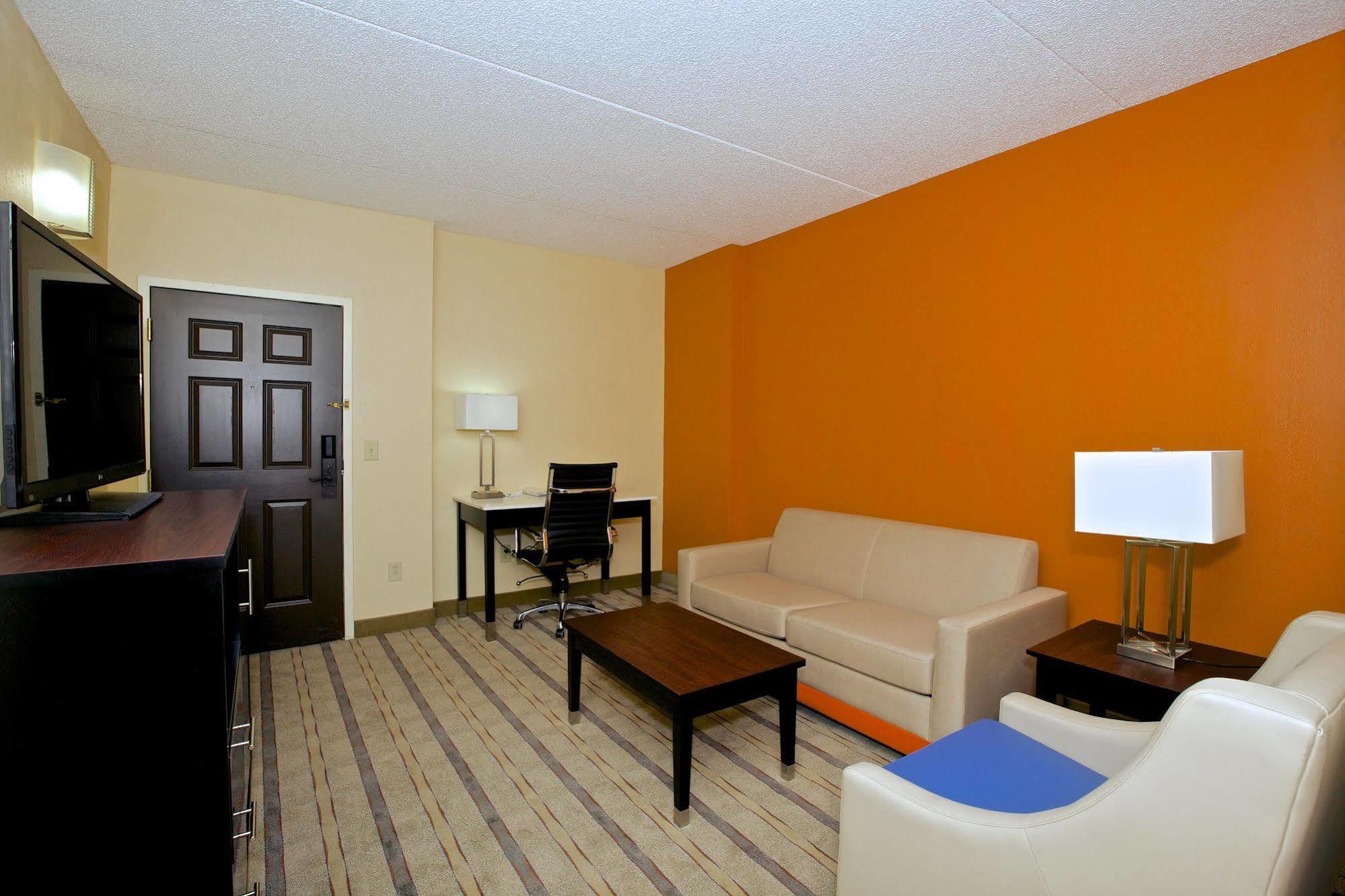 Holiday Inn Express & Suites Atlanta Ne- Duluth, An Ihg Hotel Esterno foto